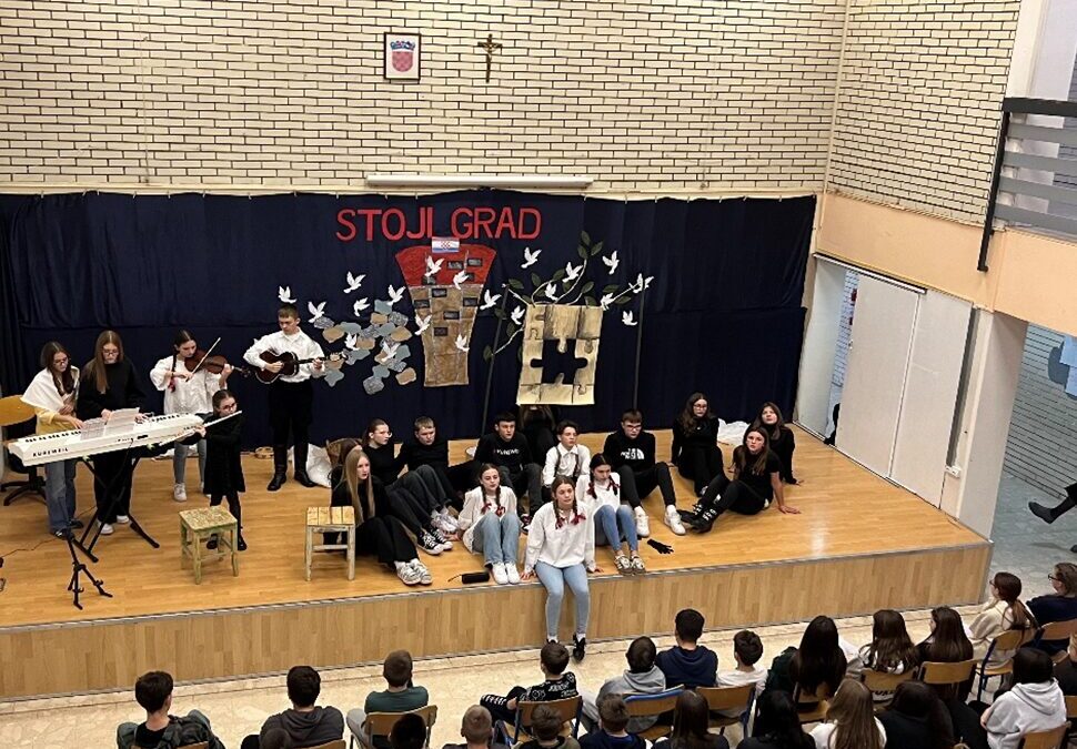 „Mama ne vidim nebo“ – gostovanje